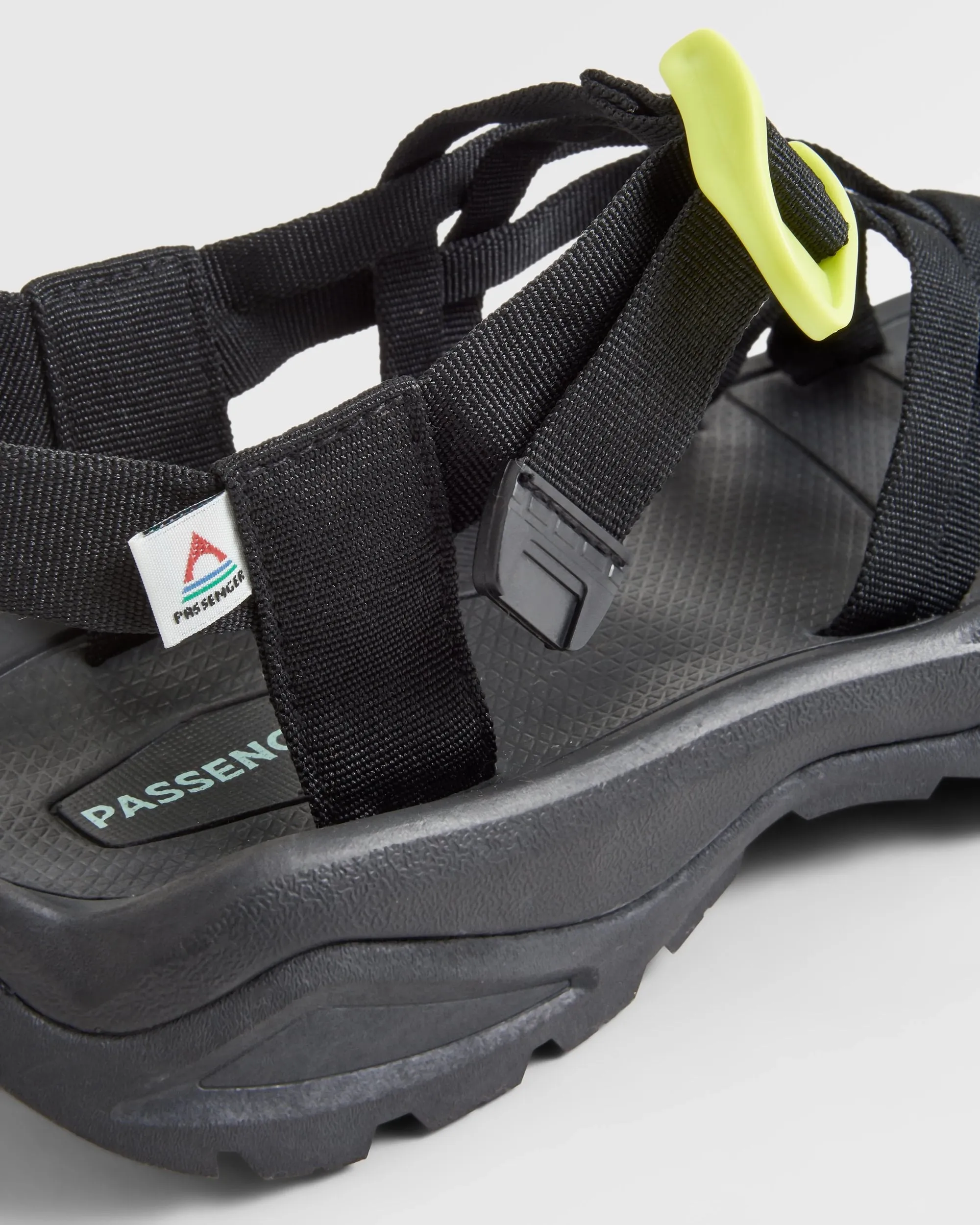 Atlas Roam Sandals - Black