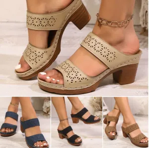 Comfortable orthopaedic sandals with slip-on and gusset for women