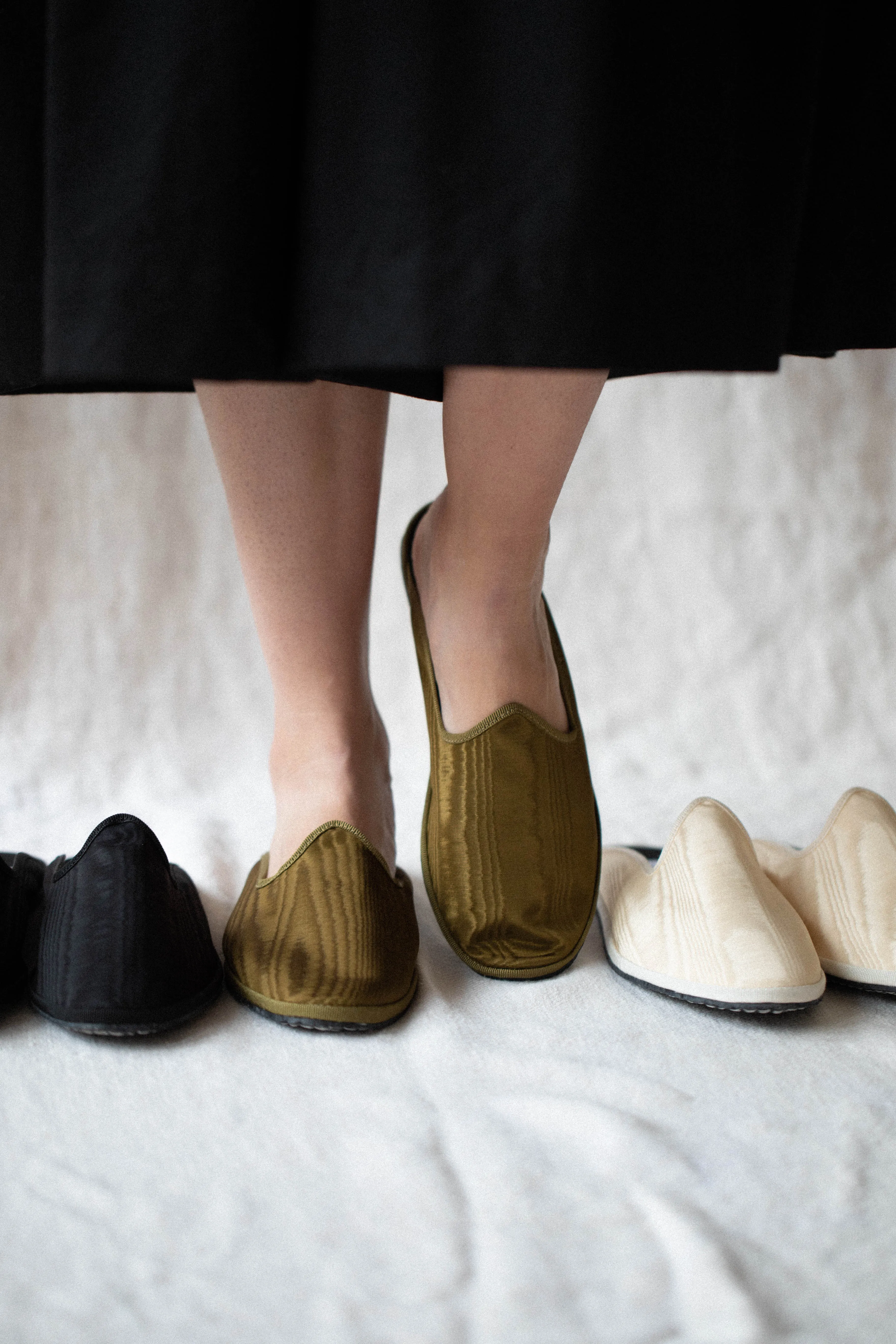 Drogheria Crivellini Silk Slides in Cream