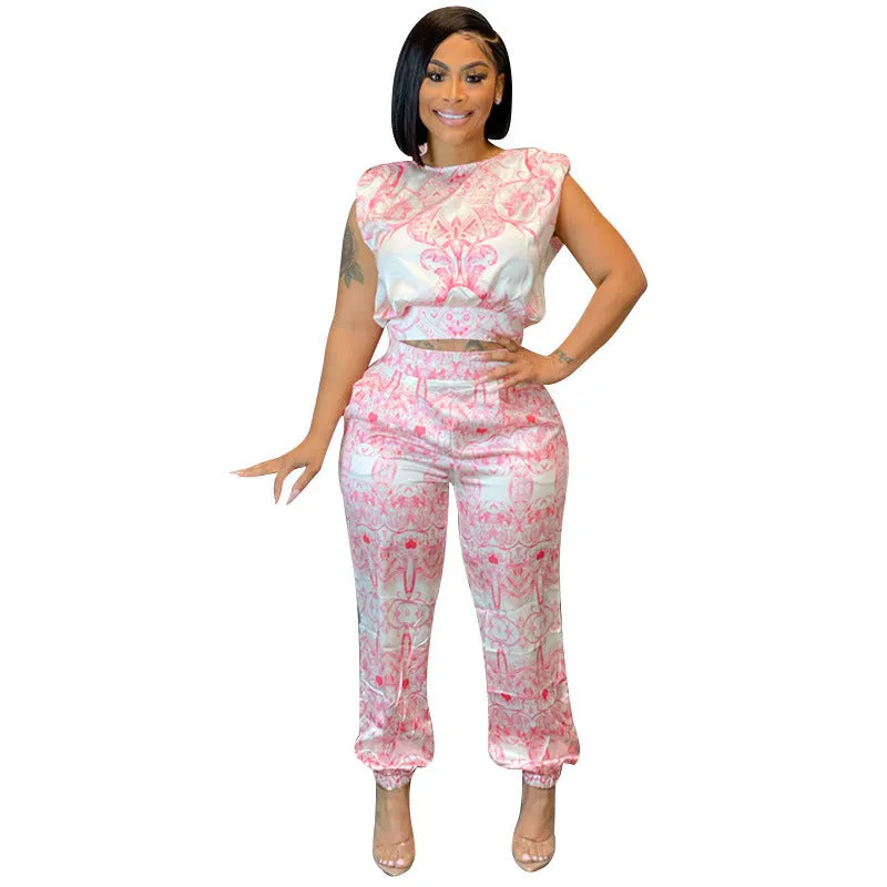 Elegant Sleeveless Printed Crop Top and Tapered Pants Set