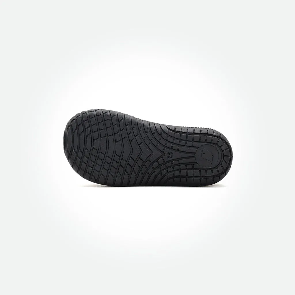 Gallop Sneaker Breezy Holes Series - Black On Black