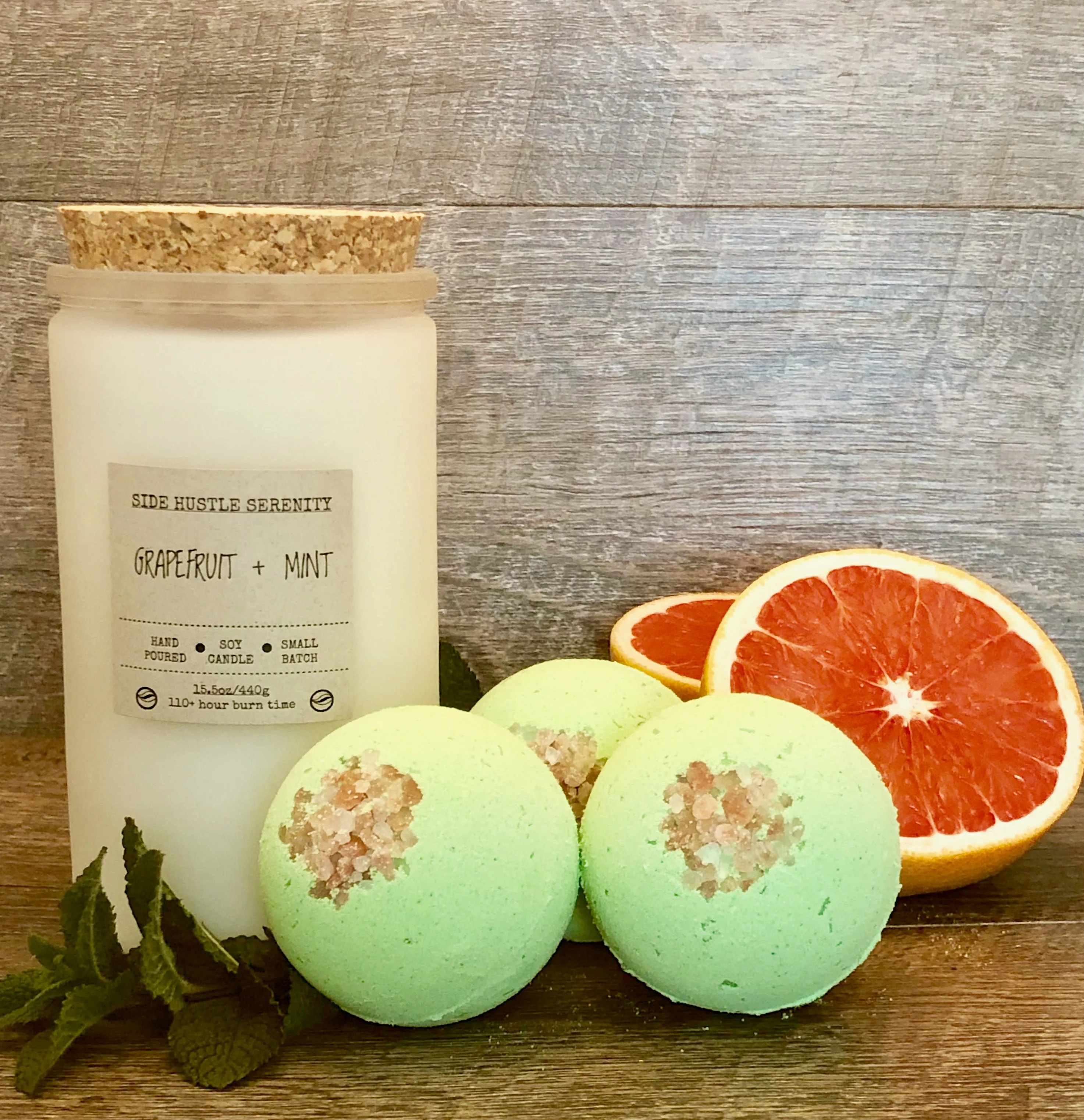 Grapefruit   Mint Scented Soy Candle | 15.5oz