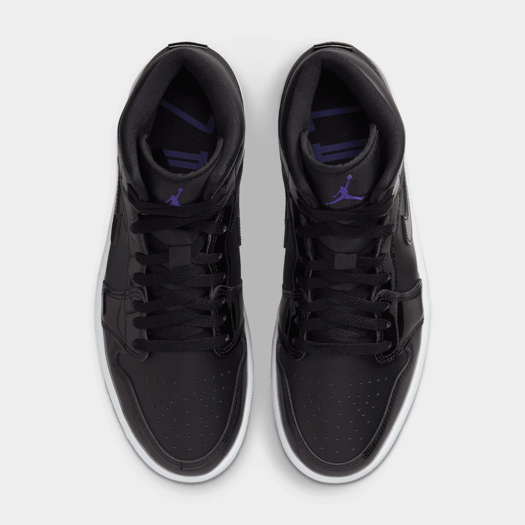 Jordan 1 Mid SE Black / Dark Concord - White