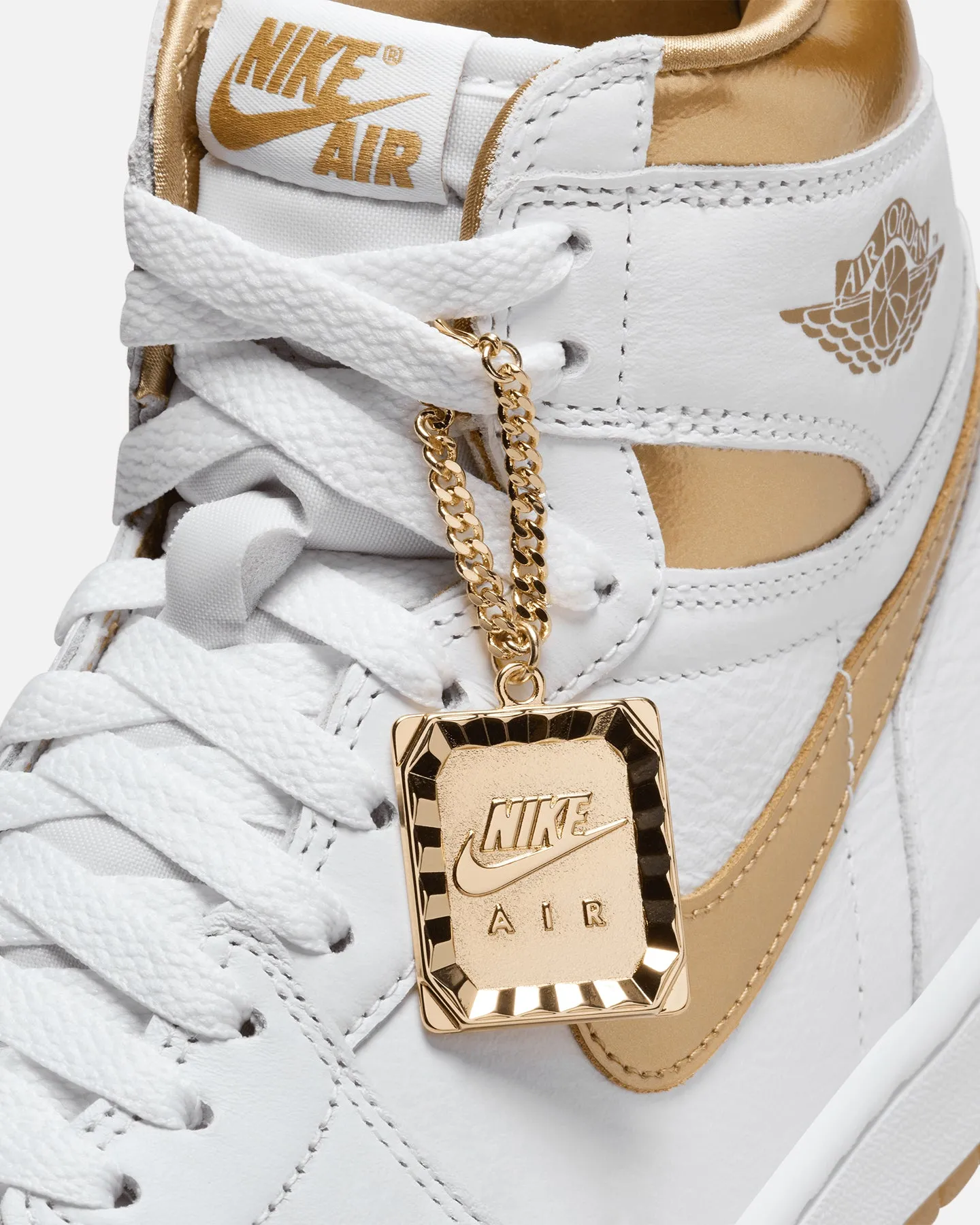 Jordan Women's Air Jordan 1 Retro High OG White/Metallic