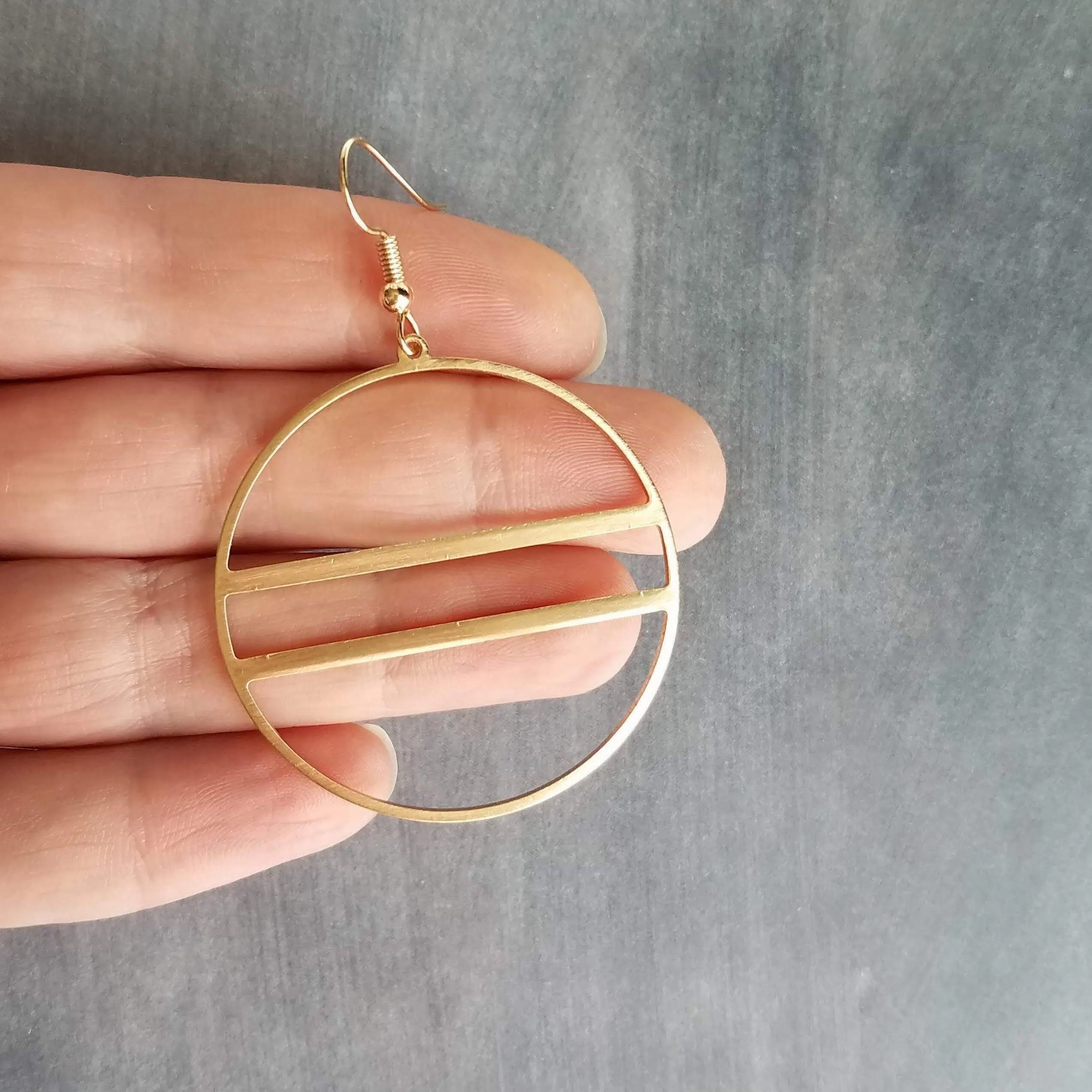 Large Gold Circle Earrings, gold hoop earring, big gold circle earring, double lines circle, large lightweight earring round earring, 2.5 in