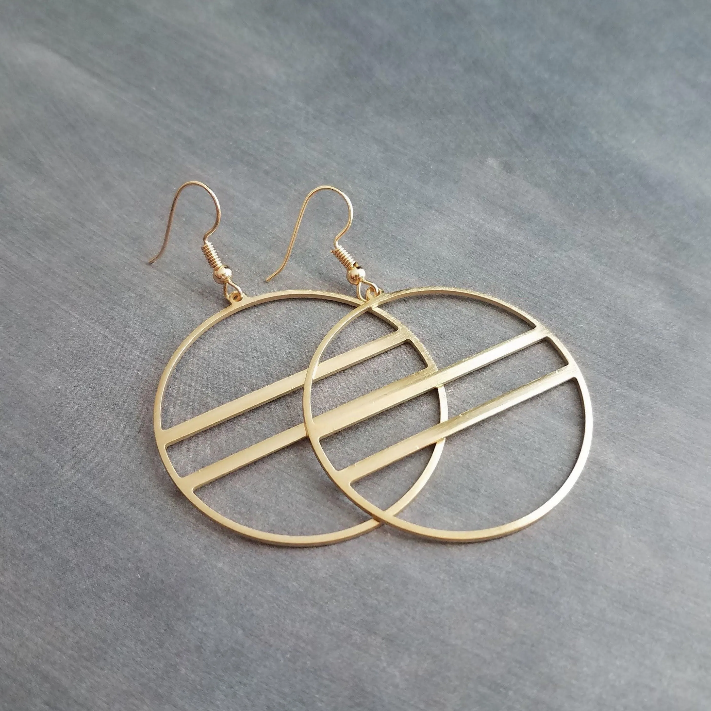 Large Gold Circle Earrings, gold hoop earring, big gold circle earring, double lines circle, large lightweight earring round earring, 2.5 in