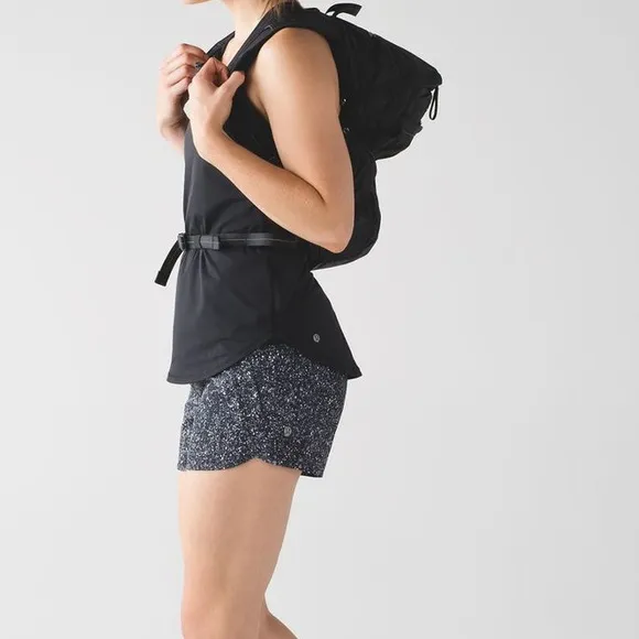 Lululemon Run Times Short Mini Splatter White Black 8