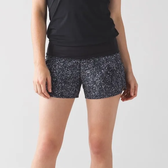 Lululemon Run Times Short Mini Splatter White Black 8