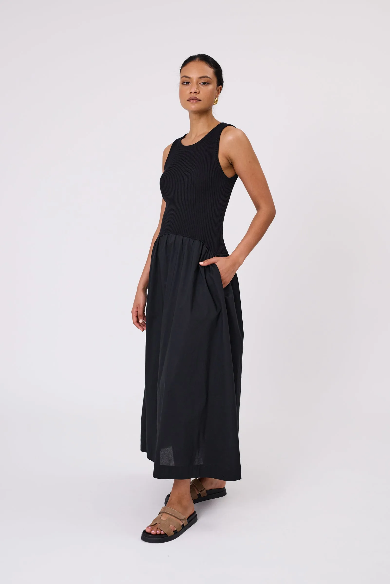 Media Maxi Dress - Black