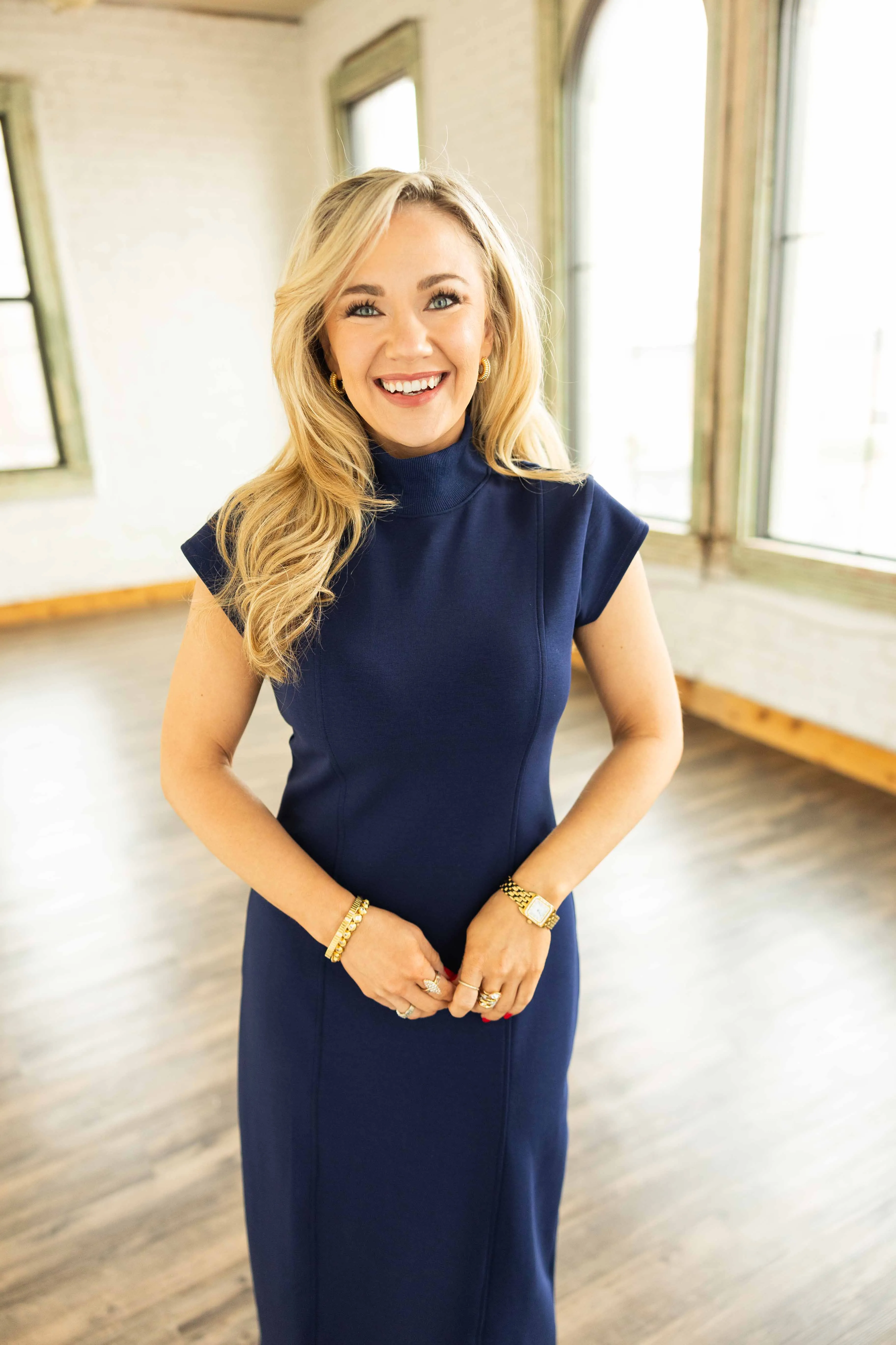 MOLLIE MIDI DRESS