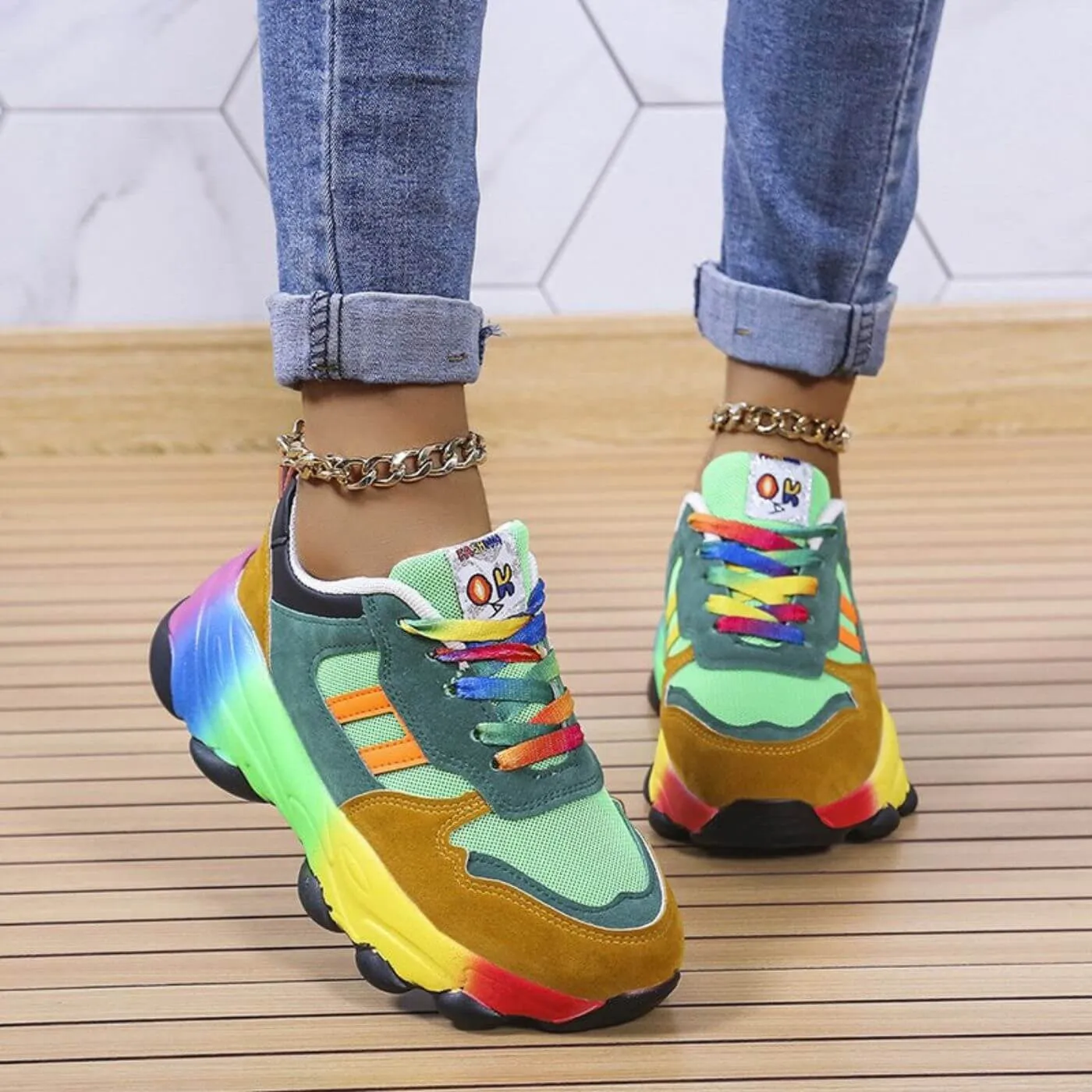 Nova – Lightweight Colorful Women’s Sneakers