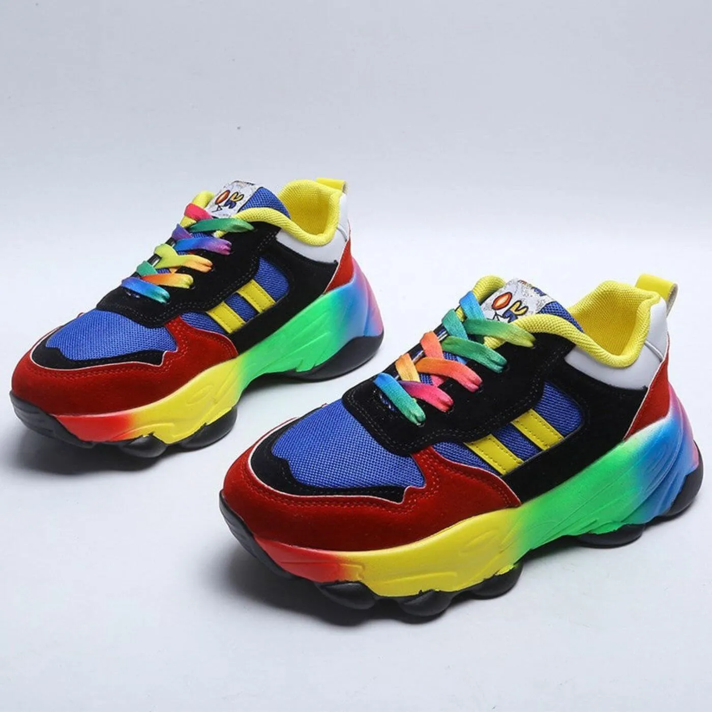 Nova – Lightweight Colorful Women’s Sneakers
