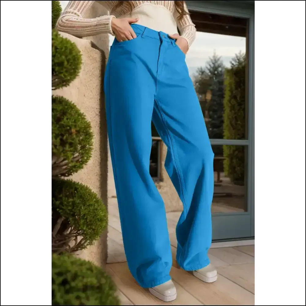 Strut the Night Away in our Chic Wide Leg Jeans with Pockets 😎✨